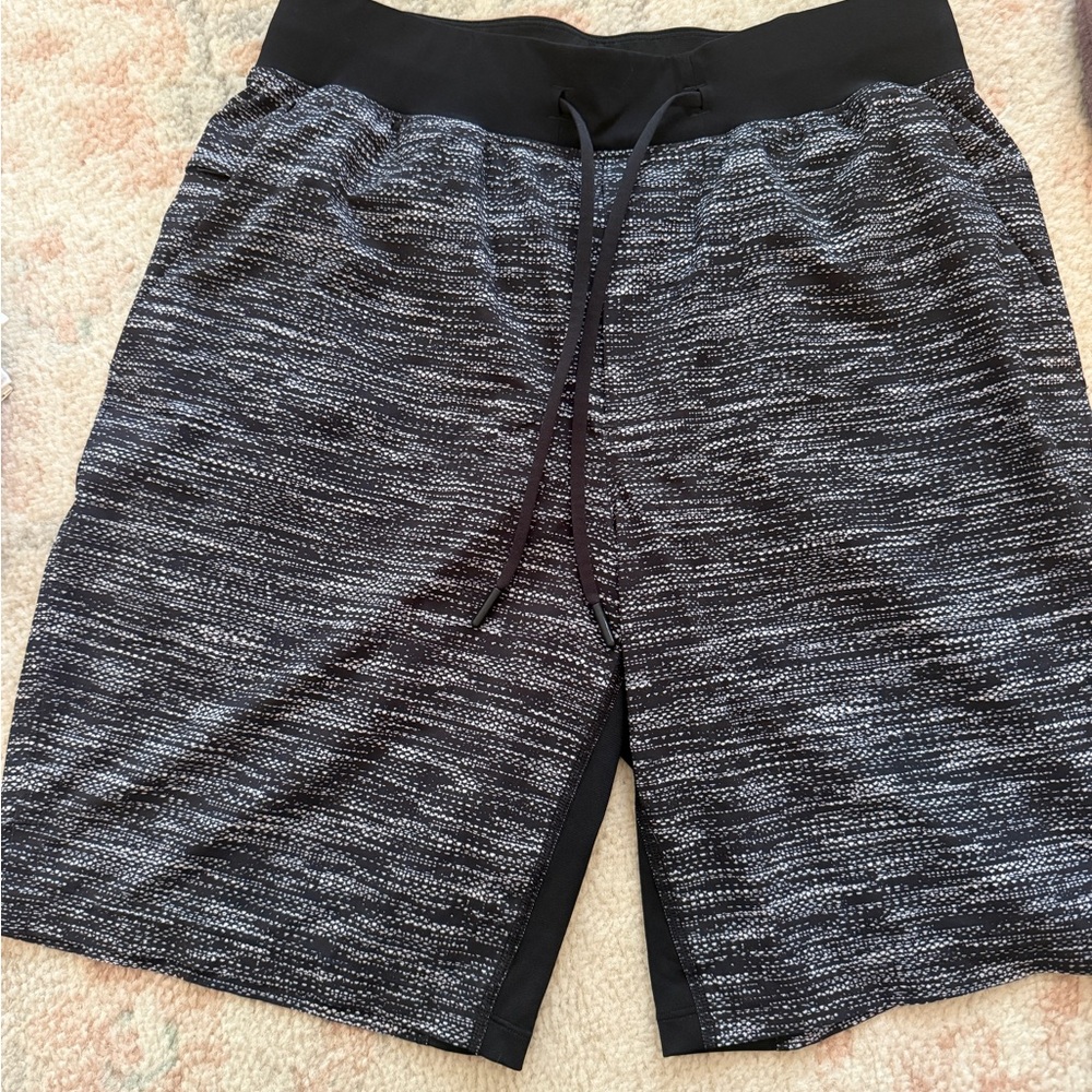 Men’s lululemon THE lined shorts 9”